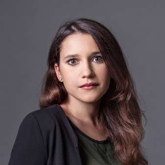Isabella Ciuca + ' ' + Sales executive 